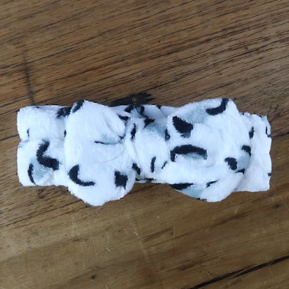 SNOW LEOPARD PLUSH BOWKNOT HEADBAND SPA SKINCARE ROUTINE ONE SIZE - Picture 3 of 4